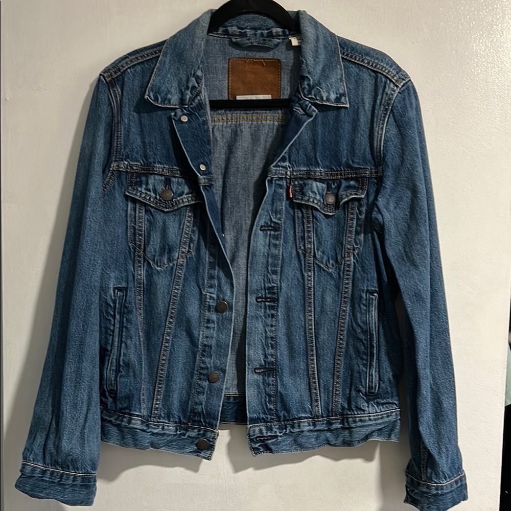 Vintage LEVIs Denim Jacket